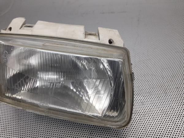 Ótica / farol direita VOLKSWAGEN Polo (6N)