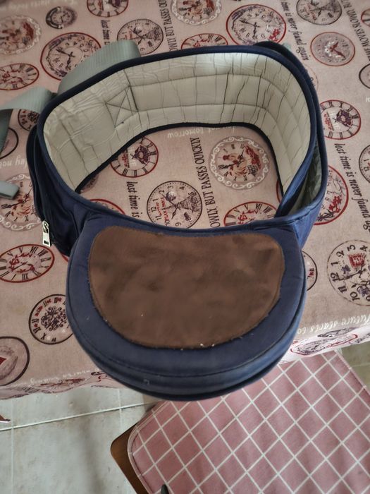 Cadeira para por a cintura para transportar bebe