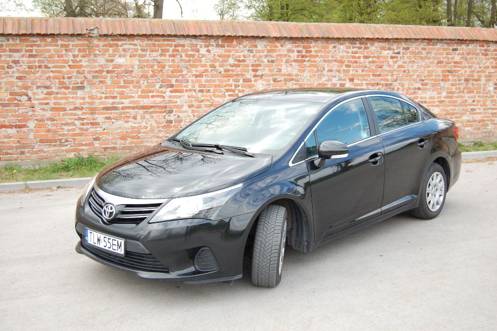 Bagażnik Bazowy Toyota Avensis Sedan