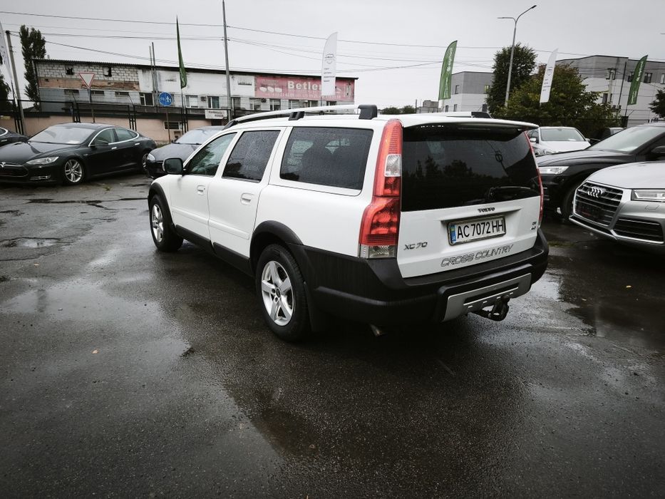 Volvo XC70 2.4D  D5 автомат 4*4