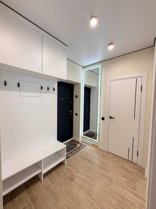 Сучасна 1-кімнатна квартира 44.3 м² з автономним опаленням, меблями та ліфтом у НОВОБУДОВІ. Можна під ДЕРЖПРОГРАМИ