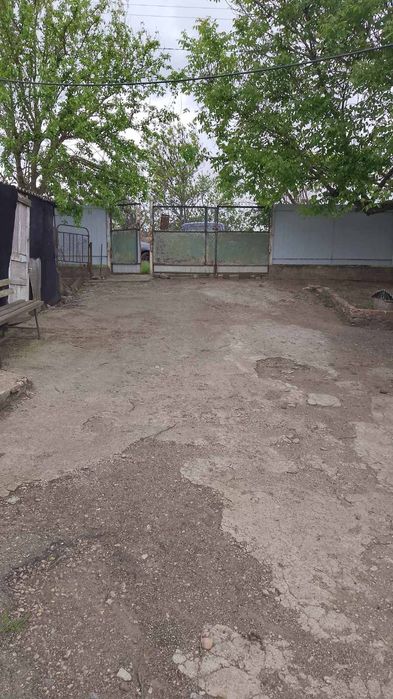 Продаж будинку в селі