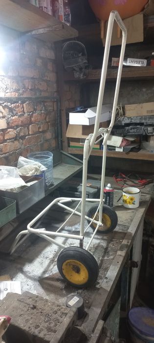 Тачка кравчучка для перевозки