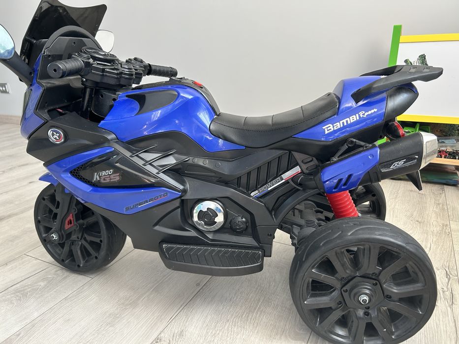 Мотоцикл фірми Bambi