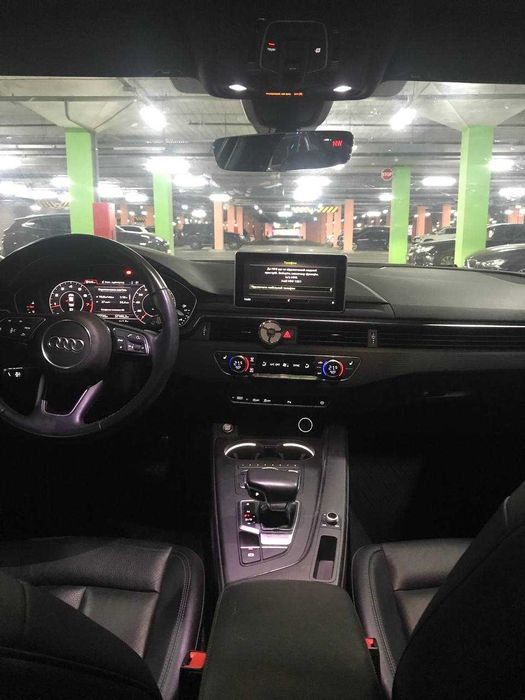 Продаю Audi A4 2016