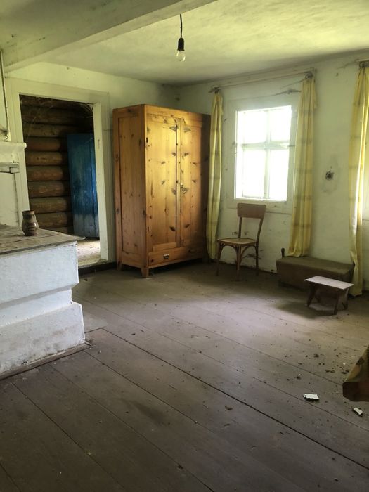 Продається земальна ділянка в горах.