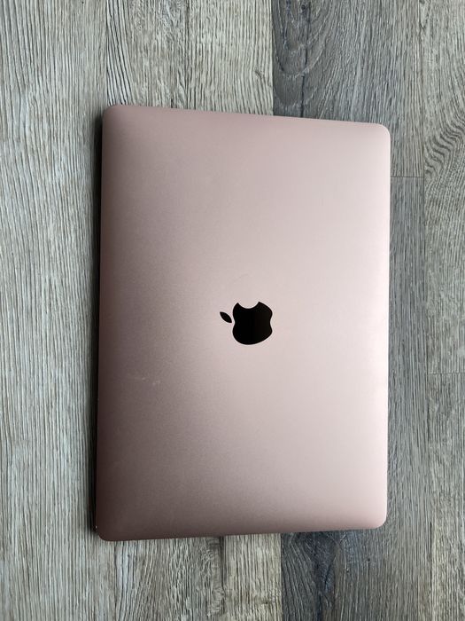 Macbook Air A1932 8GB RAM 128 GB SSD Rose Gold