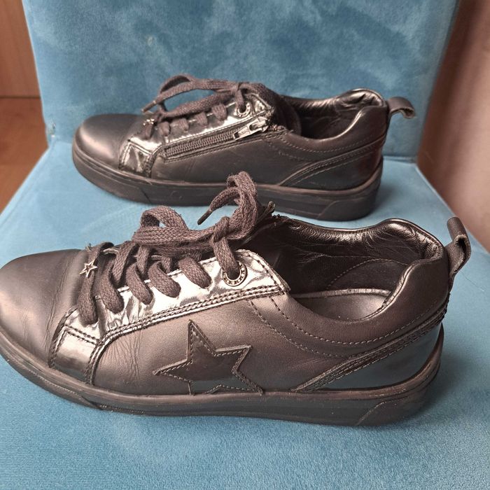 Sprzedam buty dziewczece r.36 Lasocki