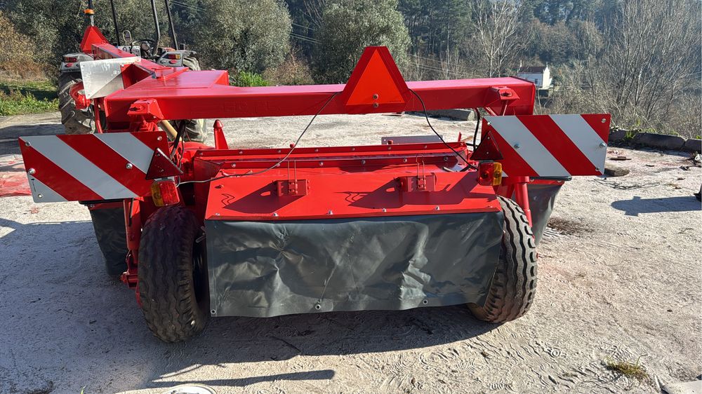 Gadanheira condicionadora rebucabel KUNH FC250G