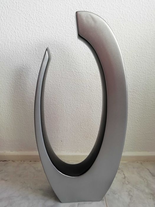 Peça Decorativa Futurista