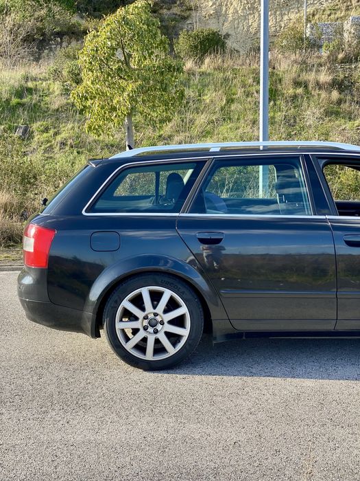Audi A4 B6 - Muito material novo