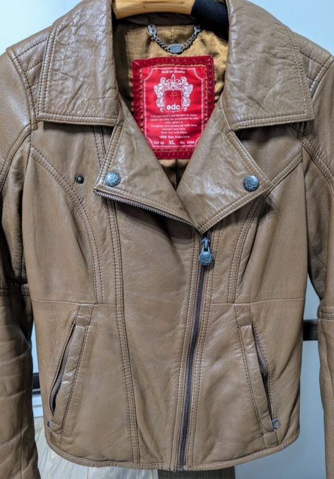 Шкіряна Куртка ESPRIT, коричневого кольору, розмір S - М.