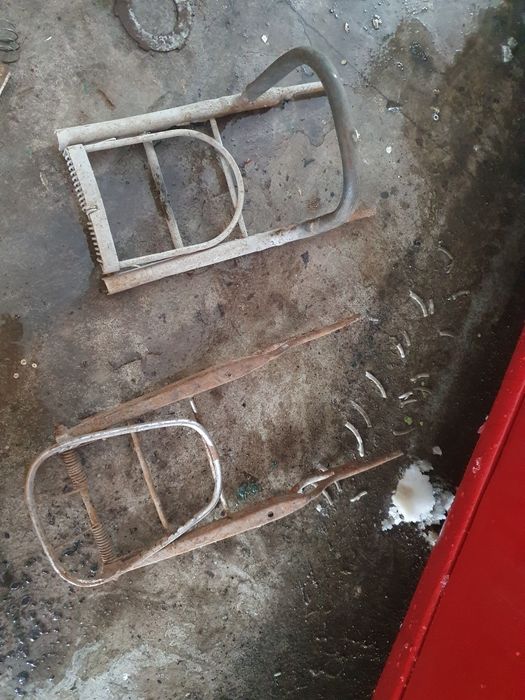 Części WSK mechaniczne i blacharskie sprzedam