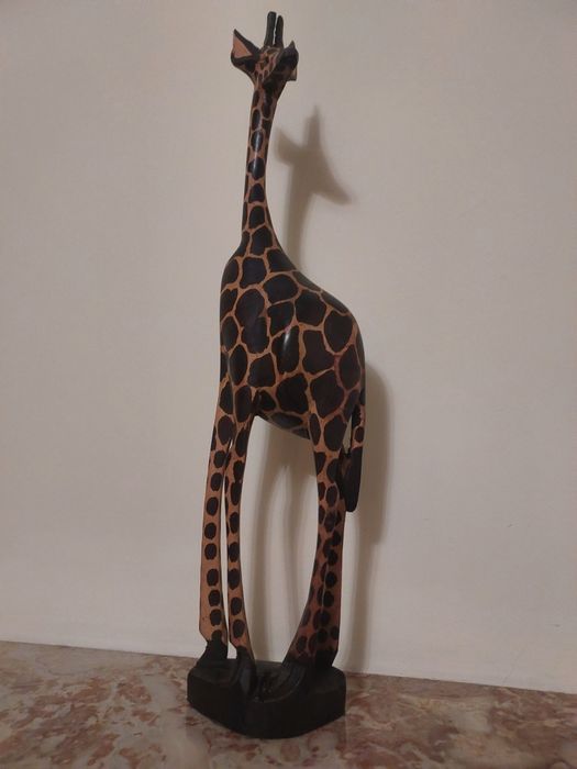 Girafa de madeira