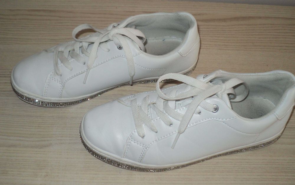 Białe sneakersy damskie Graceland z cyrkoniami roz. 39