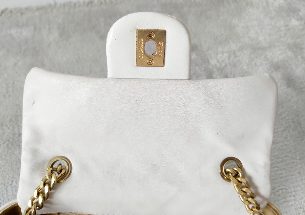 Chanel torebka ecru biała mała skóra naturalna łańcuszek