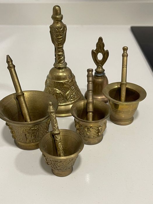 Продаються антикаарні ступки