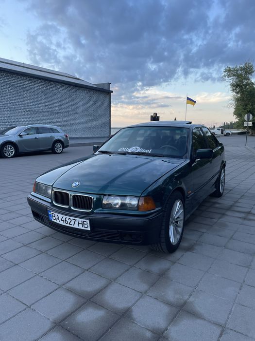 Продам BMW E36 рест