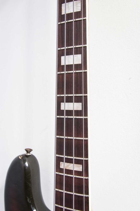 1976 Fender Jazz Bass sunburst CBS bloki