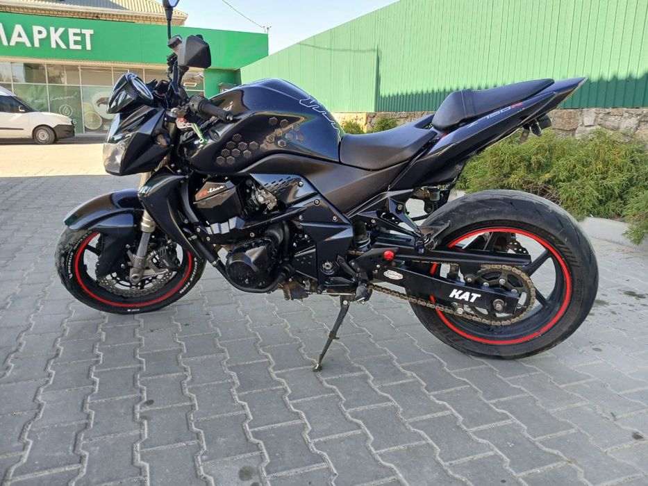 Продам кавсаки z750,2011 рік