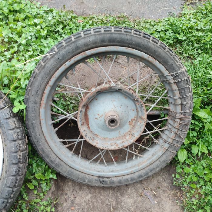 Продам колеса на мотоцикл Иж