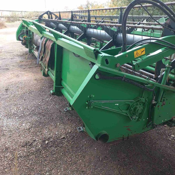 Продам жатку JD 625R