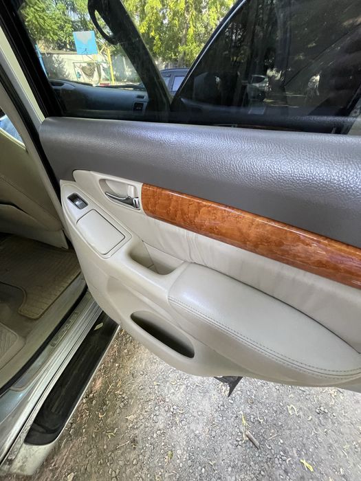 Lexus GX470 2006 года