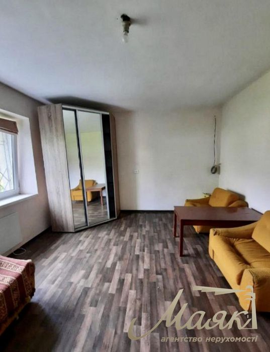 Продаж 1к квартири з ділянкою та ремонтом вул.Військбуд