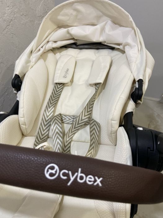 Коляска Cybex Balios S Lux 2025