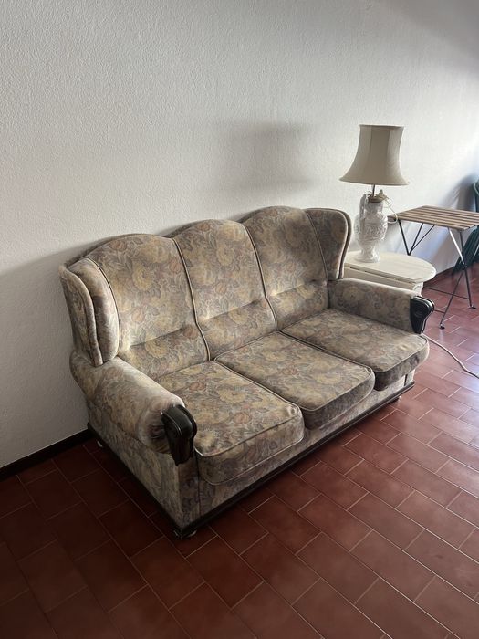 Sofá cama três lugares