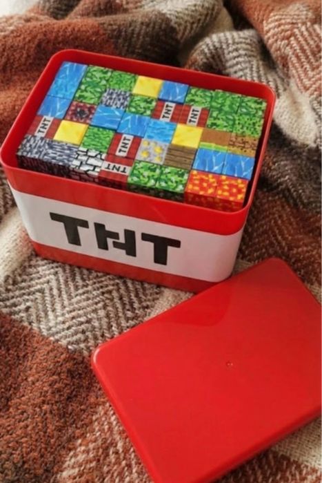 Zestaw 200 klockow magnetycznych z pidelkiem gratis