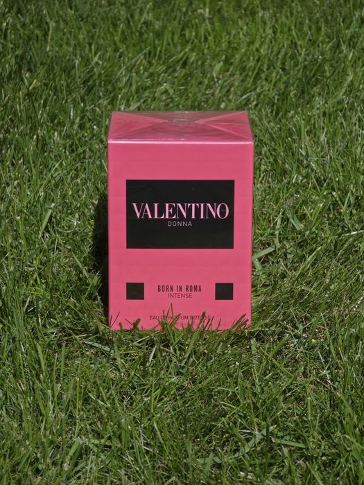 Perfumy Valentino Donna Born In Roma Intense - 100 ml Nowe