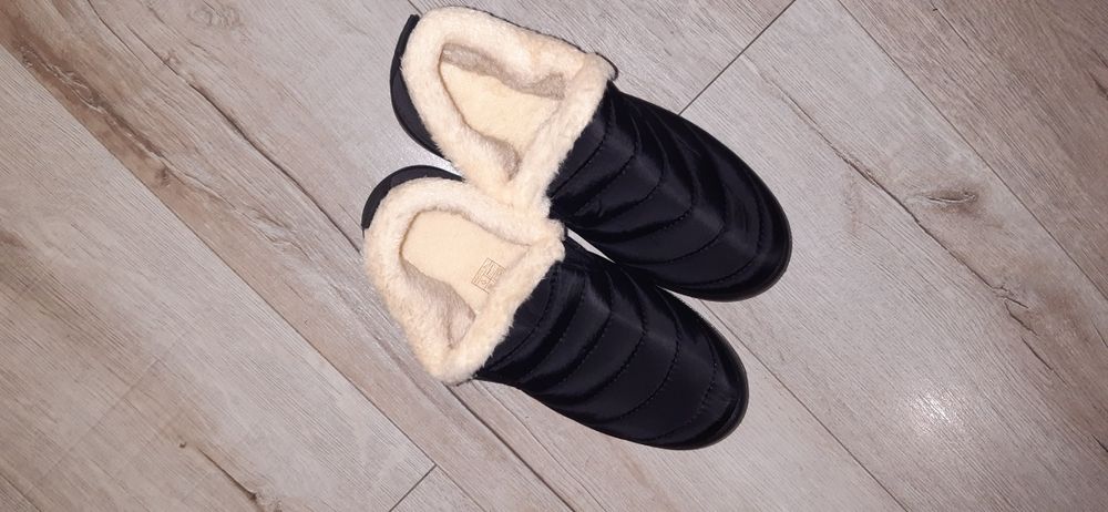 Ciepłe buty nowe damskie 38 r