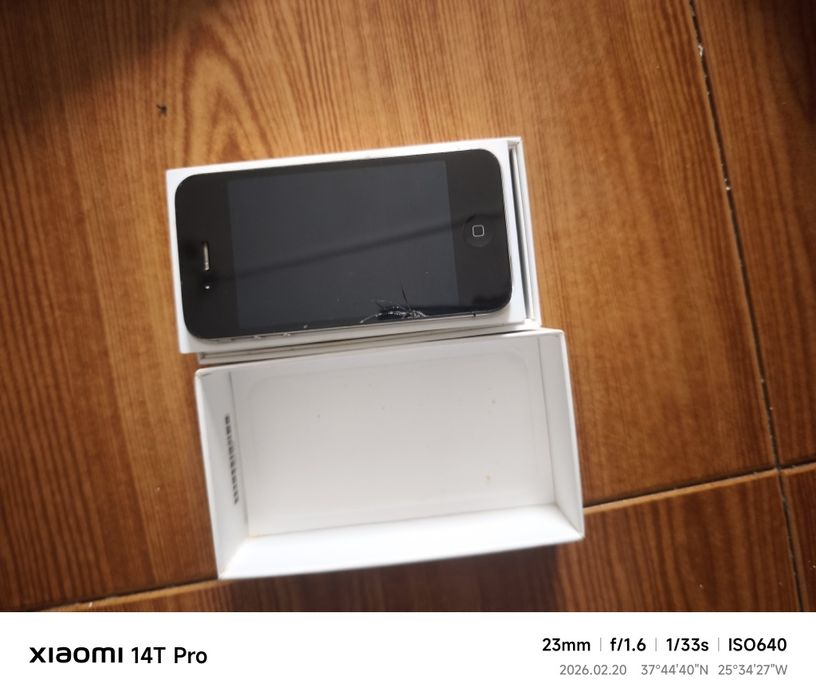 iPhone 4 usado ecrã partido