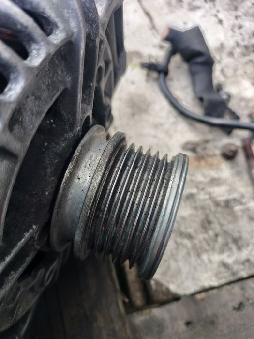Генератор Mercedes Sprinter 2.2 CDI 0124515064 120A  (1995-2006)