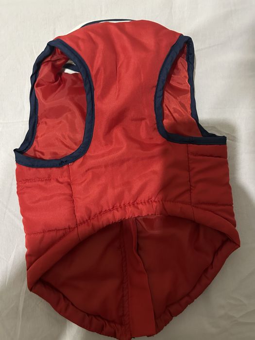 Продам безрукавку на песика