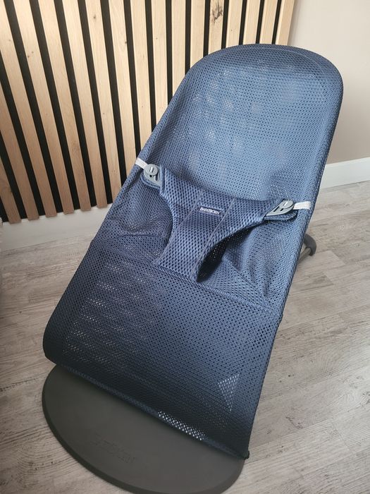 Bujaczek leżaczek babybjorn bliss mesh