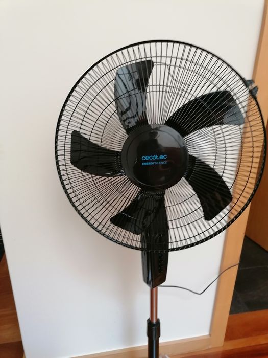 Ventoinha  de pé eléctrica  programável