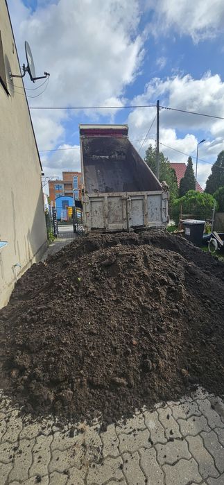 Ziemia ogrodowa  / czarnoziem/ Transport