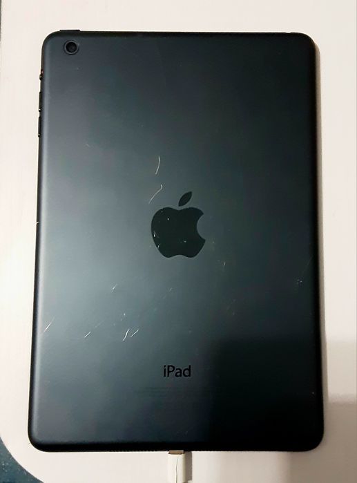 Планшет Apple IPad mini