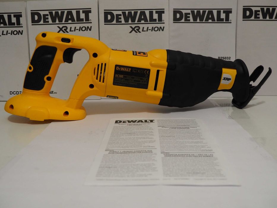 Pila szablasta DEWALT DC 380 bez bateria 18v Ni-CD,NI-MH bti berner