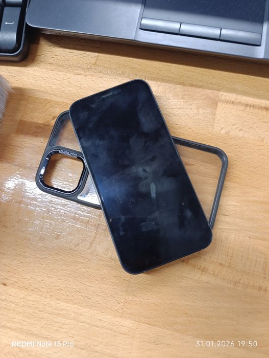 iPhone 12               ...