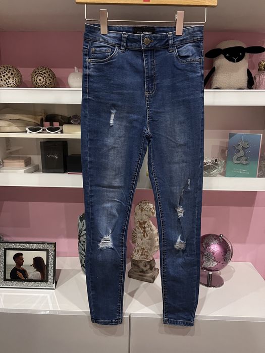 Nowe spodnie jeansowe Reserved r. S