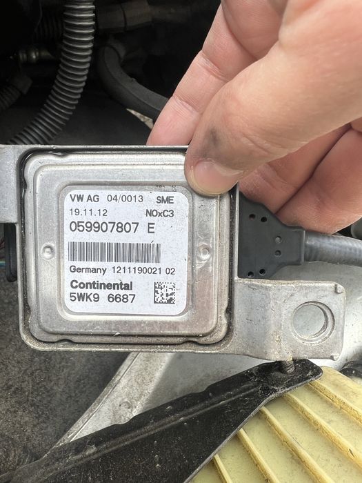 Датчик NOX лямда зонд Audi/VW  059907807