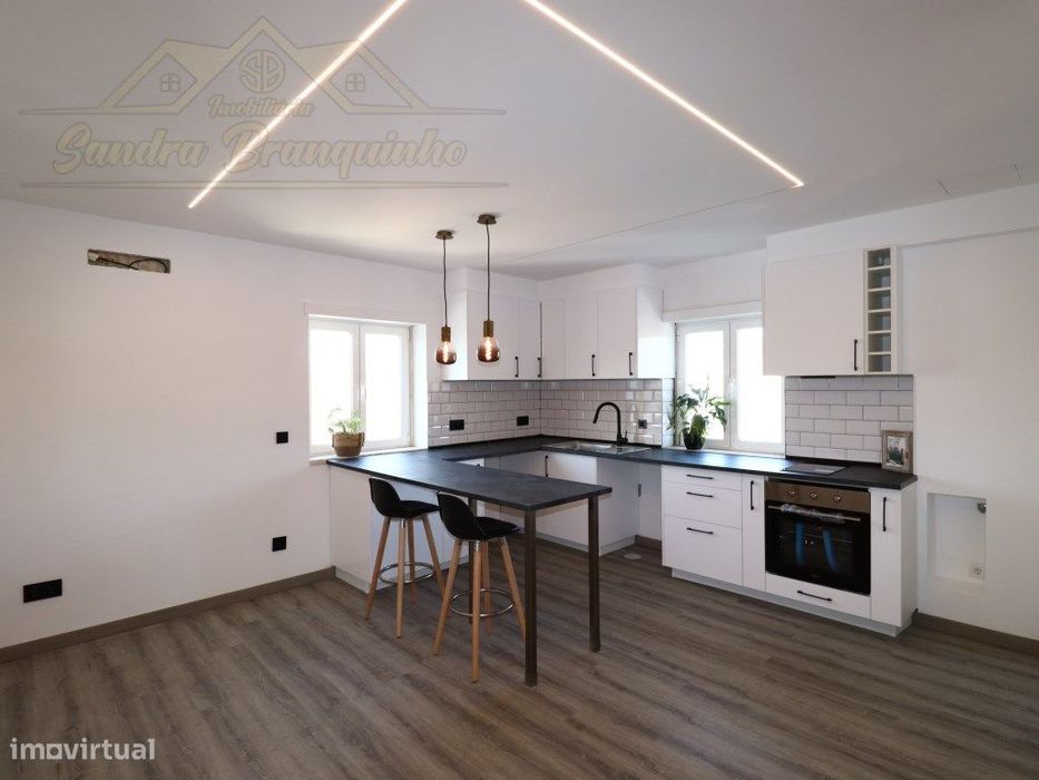 Apartamento T1 Completamente Novo — Ramalhal, Lisboa