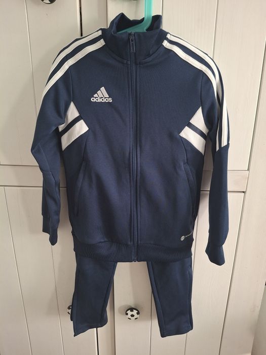 Dres sportowy adidas