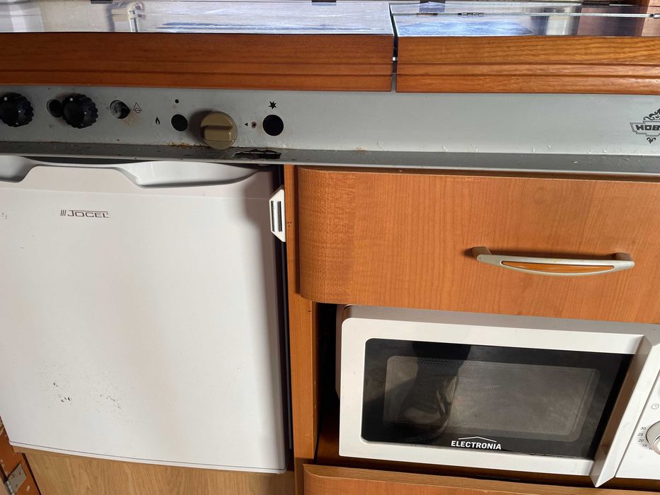 Vende-se roulotte Hobby em bom estado