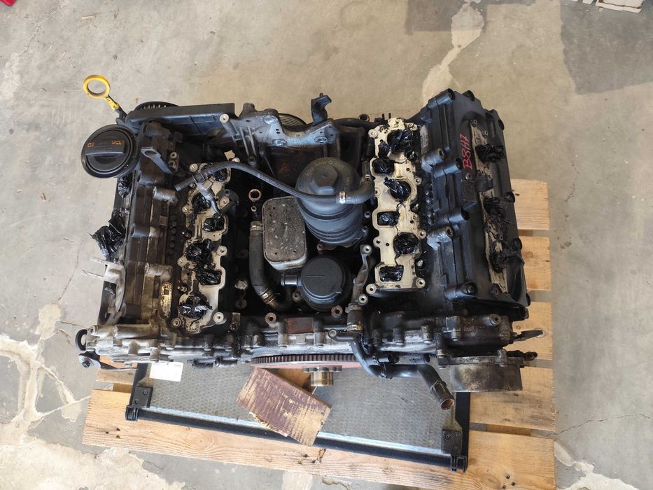 Silnik słupek 3.0 Tdi 240 KM CCW CCWA Audi A4 B8