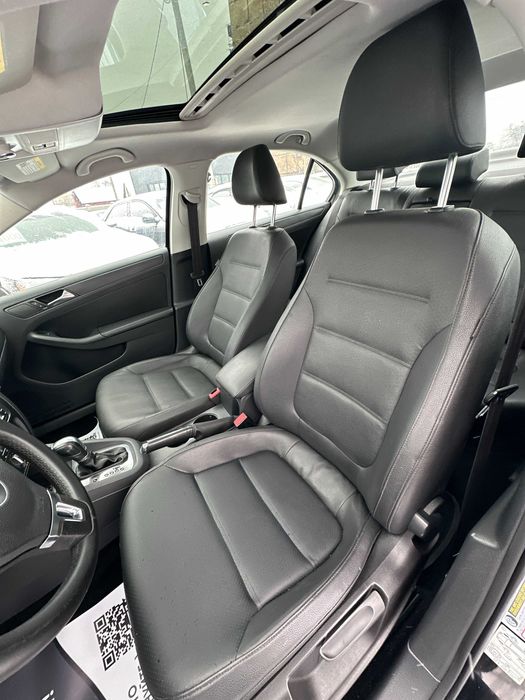 Продам Volkswagen Jetta 2010 рік можлива розстрочка,кредит,обмін!