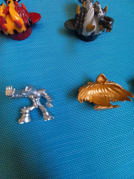 Conjunto de Gormitis especiais e acessórios batalha